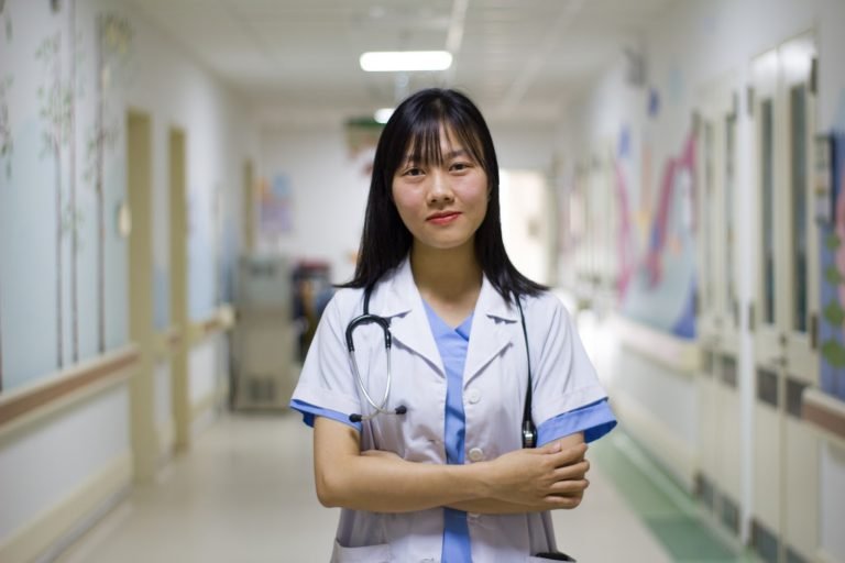 Medical Schools That Accept Low GPA